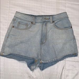 Mom denim short! 🌸